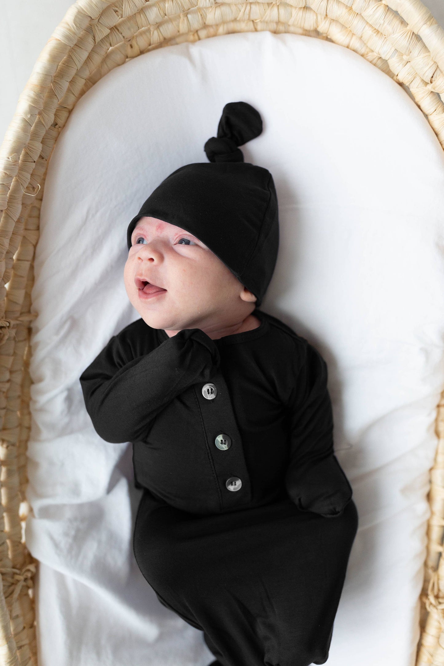 Knotted Baby Gown and Hat Set- Black