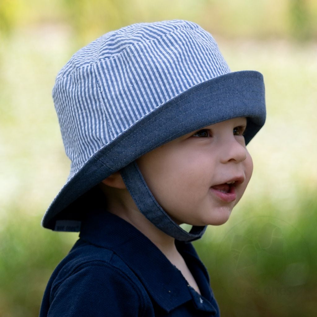 Seersucker Reversible Bucket Hat w/Straps